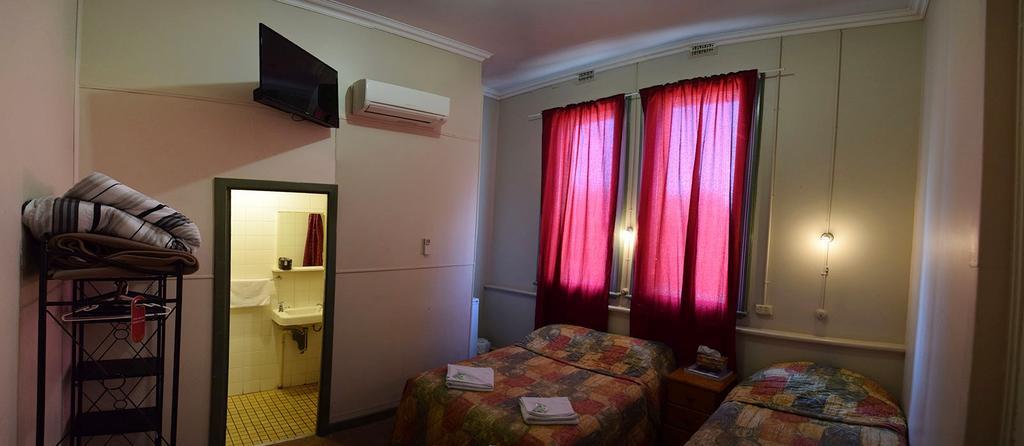 The Palace Hotel Kalgoorlie Buitenkant foto